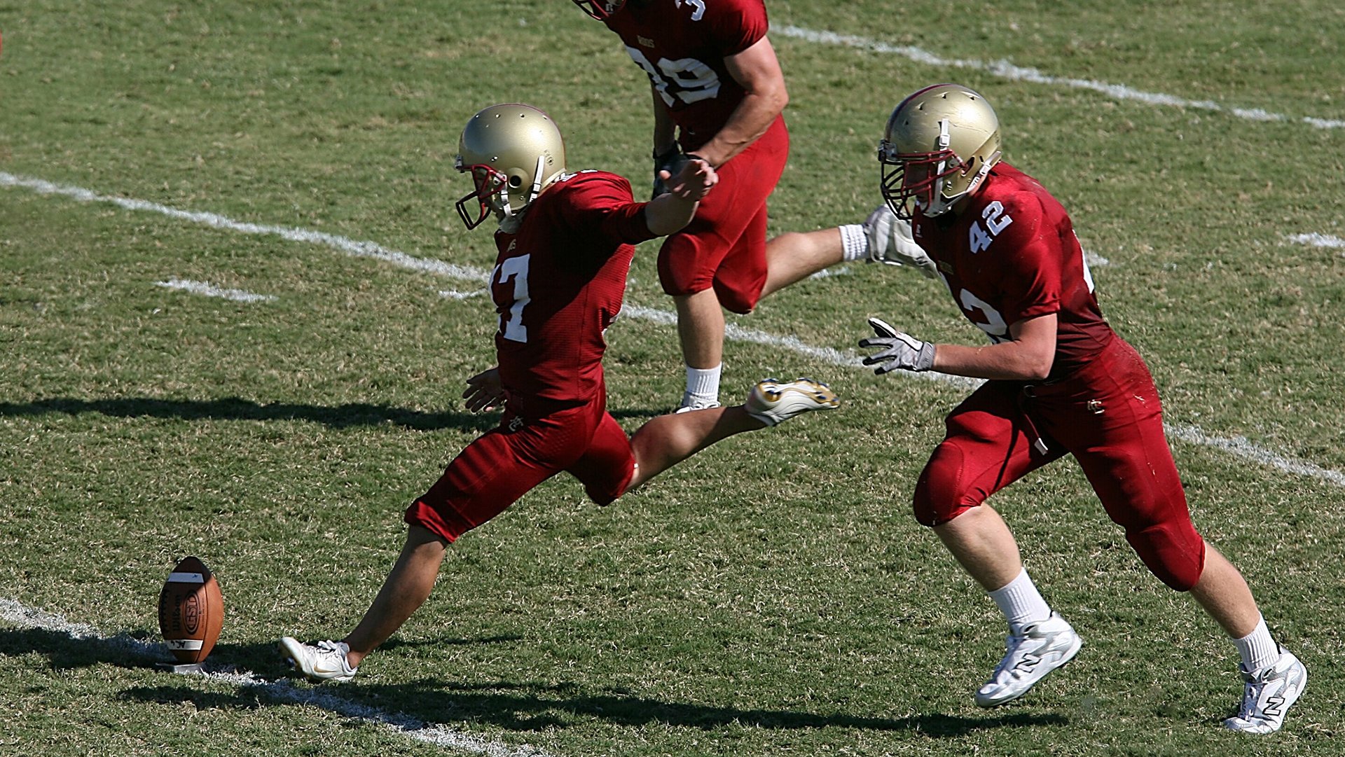 布雷默全程高能输出，西班牙战术压制美国，一场技术与智慧的足球对话