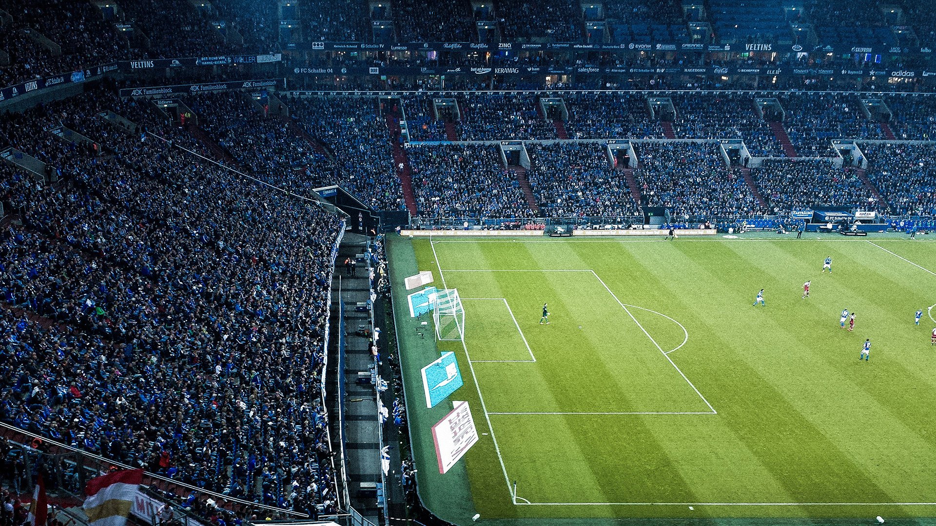 蓝黑铁闸与高卢雄鸡,门迪的非典型征服,一场个人意志对足球版图的逆袭