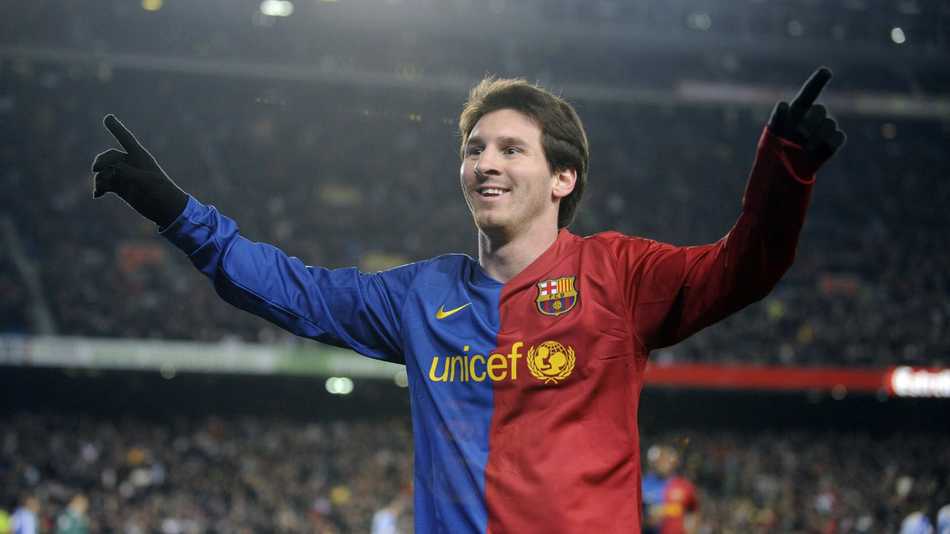 开云体育平台APP-红白风暴席卷沙漠，2026世界杯E组强强对话，波兰碾压突尼斯，B费闪耀全场再现神级中场统治力